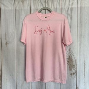 NWOT - DOG MOM T-shirt | Comfort Colors